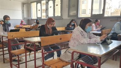 بدء امتحان اللغة الأجنبية الأولى لطلاب الثانوية العامة 