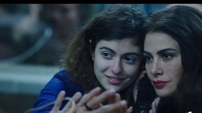 عمرو سلامة يشيد بفيلم 