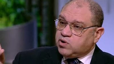 طبيب يكشف أسباب الأزمة القلبية.. ويؤكد: يجب وضع خطة قومية لتعليم المواطنين الإنعاش القلبي