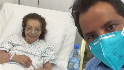 الإعلامي نيشان يُعلن تعافي والدته من فيروس كورونا: 