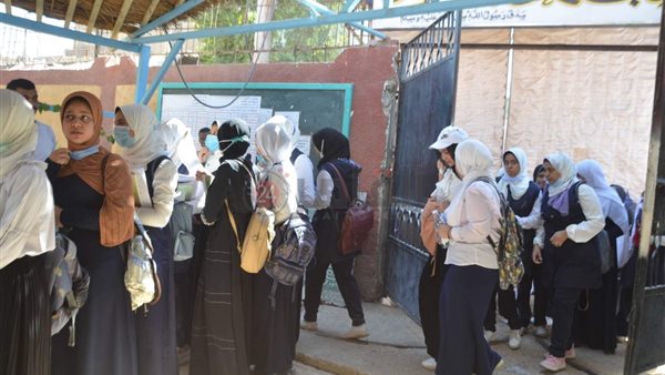 طلاب الثانوية بالأقصر