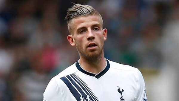 مدافع توتنهام