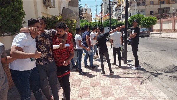 طلاب الثانوية العامة