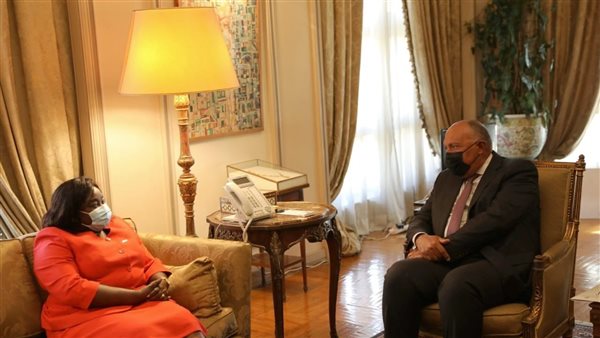 وزير الخارجية ونظيرته