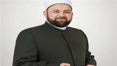 ليلة فرح أم ذنوب ممتدة؟.. حكم ارتداء ملابس كاشفة أثناء حفل الزفاف