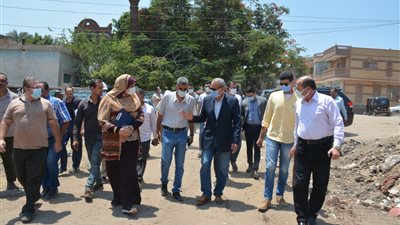 محافظ القليوبية يشهد استلام قطعة أرض لإقامة محطة رفع كوم السمن بشبين القناطر 