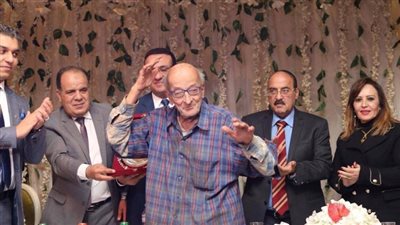 في ذكرى رحيله الأولى.. 5 جنيهات تكلفة الكشف لدى طبيب الغلابة