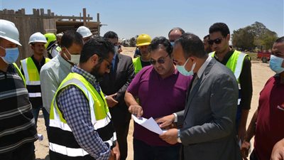 محافظ المنيا يكلف نائبه بمتابعة تنفيذ مشروعات حياة كريمة