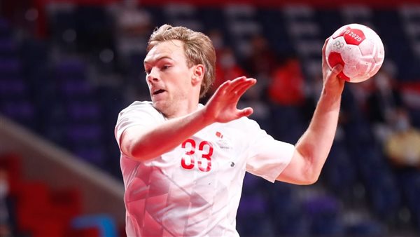 لاعب الدنمارك لكرة