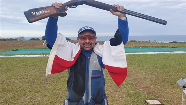 عزمي محيلبة 