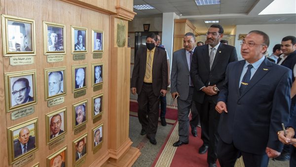 محافظ الإسكندرية