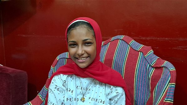 الطالبة ميسرة مصطفى