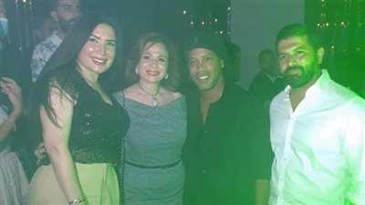 عبير صبري وإلهام شاهين تدعمان أهالي ضحايا تفجير مرفأ بيروت