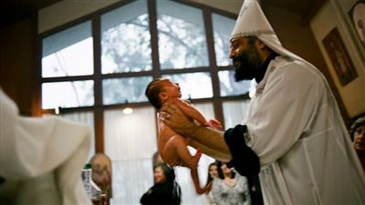 معمودية مقدسة وولادة من الماء والروح لا تتكرر مرة أخرى.. ما القصة؟