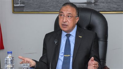 المياه بها دوامات.. محافظ الإسكندرية: الحواجز الصخرية سر غرق المصطافين بشاطئ النخيل