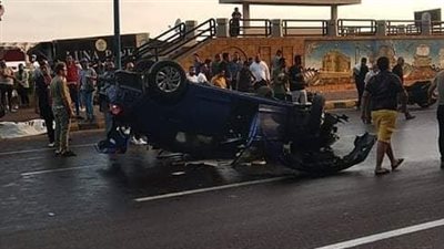 مصرع واصابة 4 أشخاص في حادثة سيارة بطريق كورنيش الإسكندرية (صور)