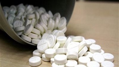 ضبط عاطلين يتاجران في الأقراص المخدرة بسوهاج