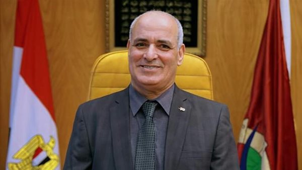 رئيس جامعة الفيوم