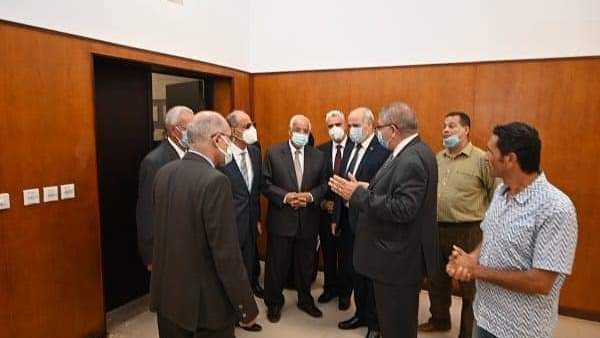 رئيس جامعة الفيوم