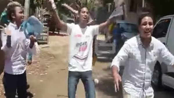 طلاب الثانوية العامة