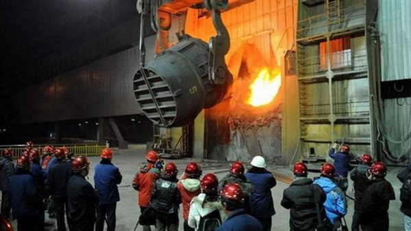 مصنع حديد بالهند