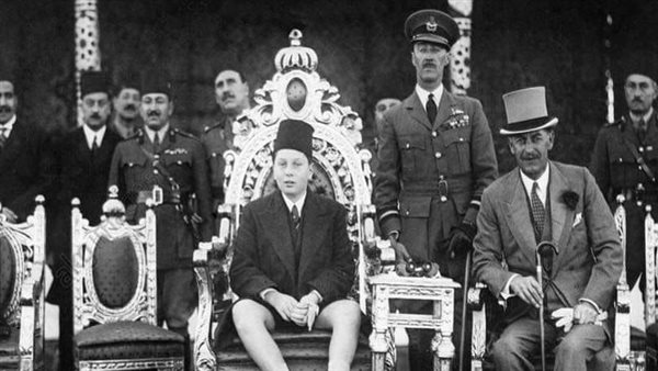 الملك فاروق في صباه