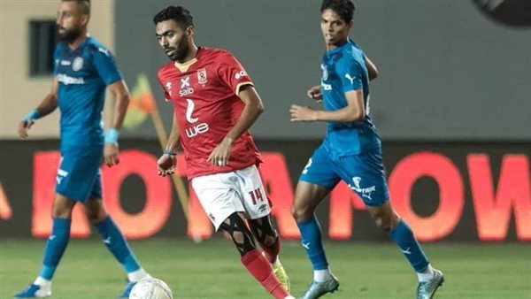 الأهلي وأسوان