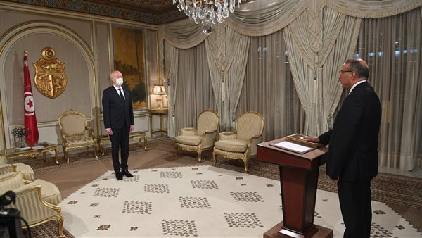 الرئيس التونسي ووزير