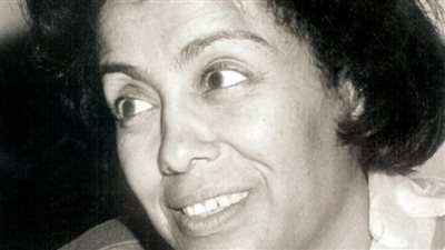 سحب منها السادات جنسيتها المصرية.. قصة حكمت أبو زيد أول وزيرة في تاريخ مصر