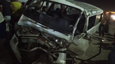 إصابة 6 أشخاص في حادث انقلاب سيارة بالطريق الصحراوي بالبحيرة