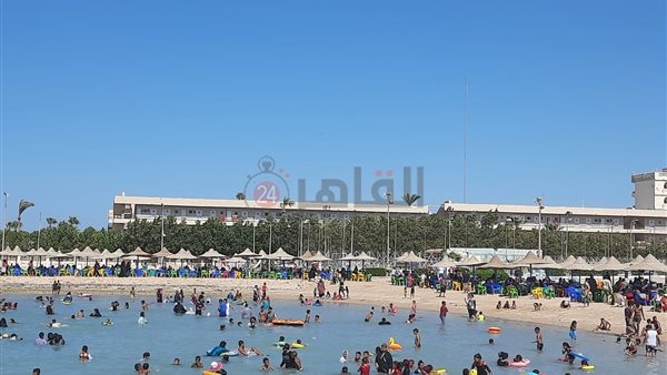 شواطئ الغردقة تستقبل