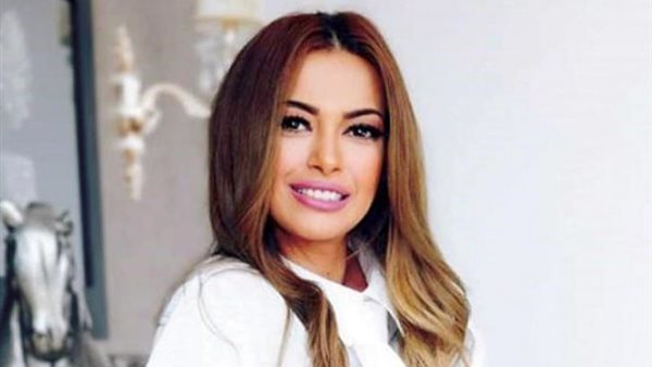 داليا مصطفى 