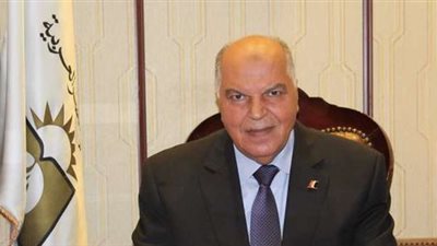 نقيب المعلمين يوجه بتقديم الدعم لأسرة مراقب الثانوية العامة بعد وفاته إثر غيبوبة سكر