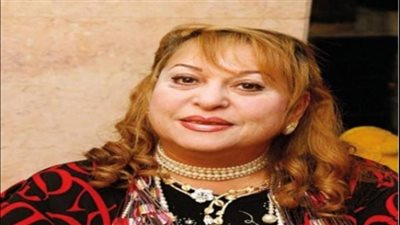 أستاذ علم اجتماع عن ظاهرة الزواج من جماد: الدولة مسئولة عن مكافحة الأفكار الشاذة