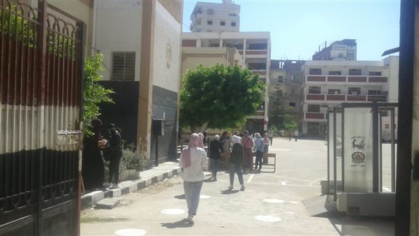 طلاب الثانوية العامة