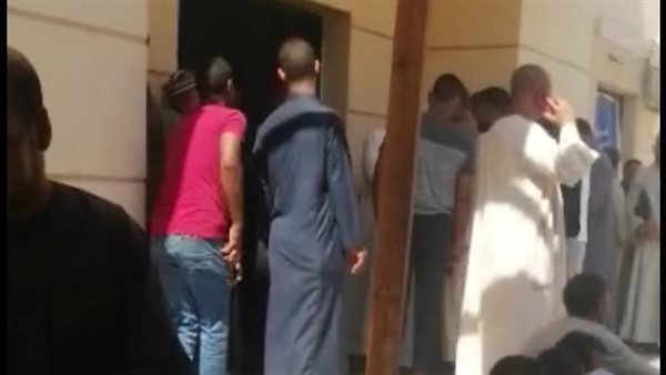 الراغبون في السفر