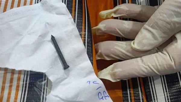 المسمار المعدني بعد