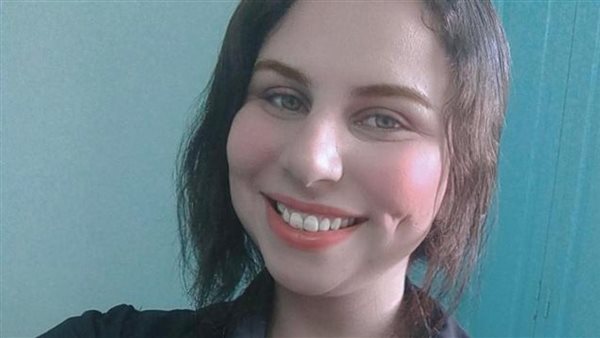 الطالبة ميرنا محروس