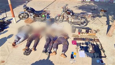 القوات المسلحة: ضبط عدد 73 بندقية آلية و140 خزنة و5606 طلقة متعددة الأعيرة