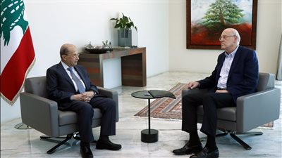 اجتماع ثلاثي بين رؤساء الجمهورية والحكومة والبرلمان في لبنان لبحث موقف ترسيم الحدود البحرية