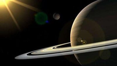 محيط تحت سطح القمر.. باحثون يتوصلون لمظاهر حياة جديدة على زحل