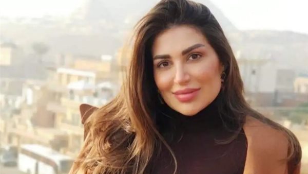 سارة نخلة