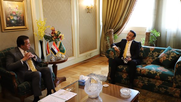 الدكتور خالد عبد