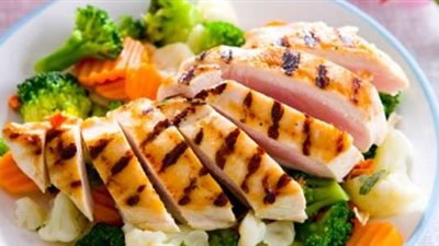 من بينهم تناول وجبات خفيفة.. تعرف على أخطاء يجب تجنبها لإنقاص الوزن