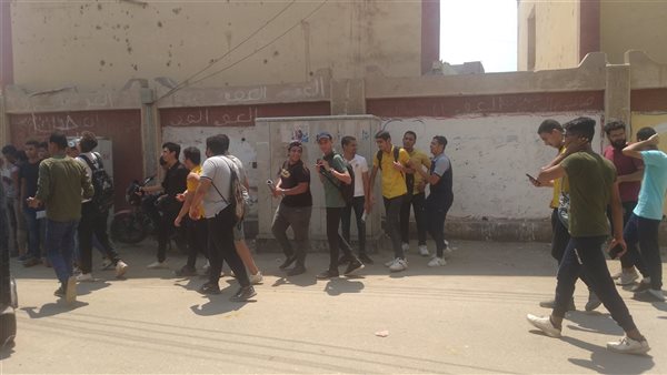 طلاب الثانوية العامة