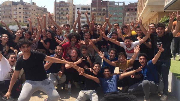 خلال الاحتفالات