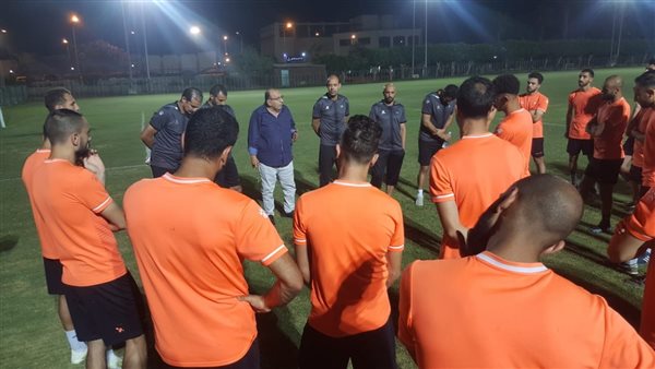 لاعبو المقاولون