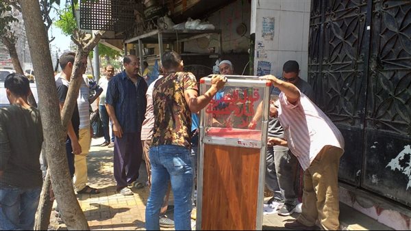 إزالة الإشغالات بشارع