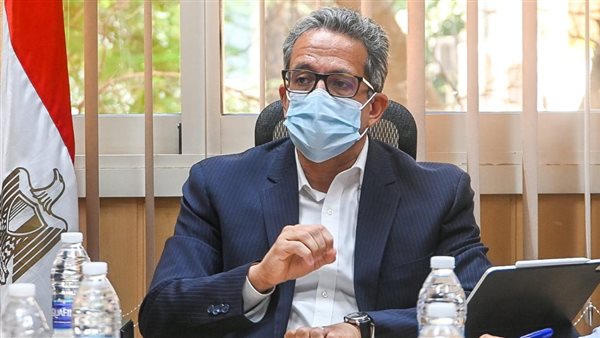 الدكتور خالد العناني