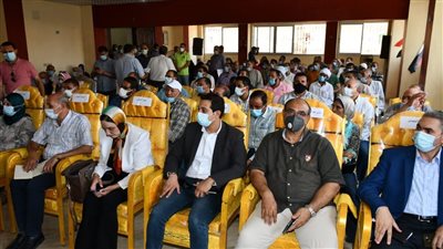 محافظ الفيوم يوجه بتوفير الرعاية الصحية لشاب مُصاب بضمور العضلات (صور)